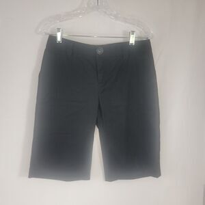 Banana Republic Women's Classic Tailored Chino Bermuda Cotton Shorts Navy Blue 6